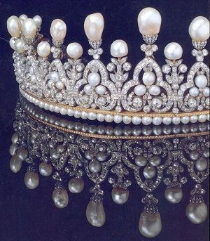 ancona-tiara.jpg